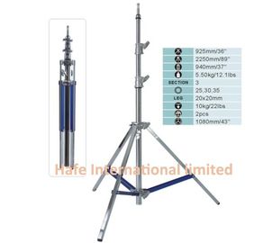 Sturdy Tripod Light Stand Offering Versatile Mounting Options and Smooth Height Adjustment for Studio and Location Shoots