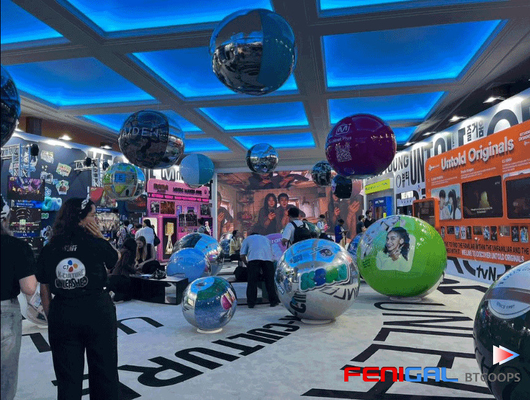 Inflatable Reflective Mirror Spheres For Party And Shopping Mall Decorations